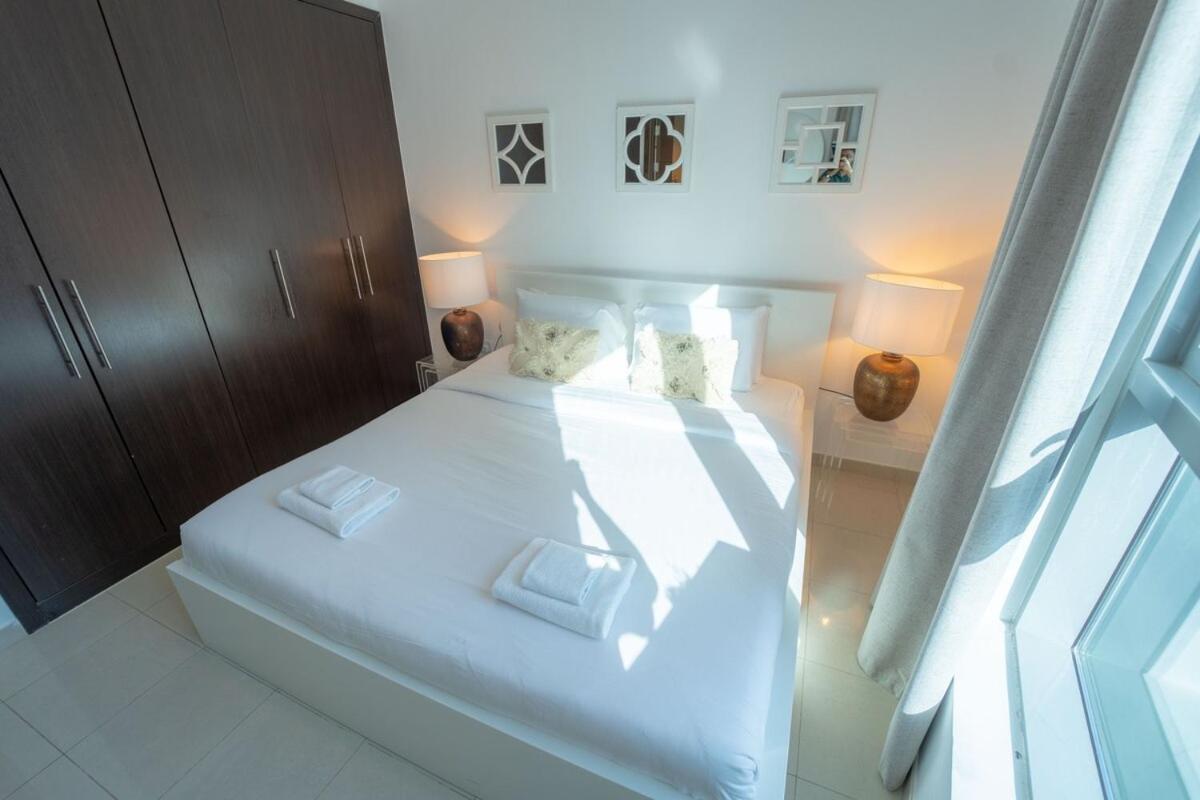 Aws Holiday Homes - Prime Apartment Near The Beach Dubai Luaran gambar